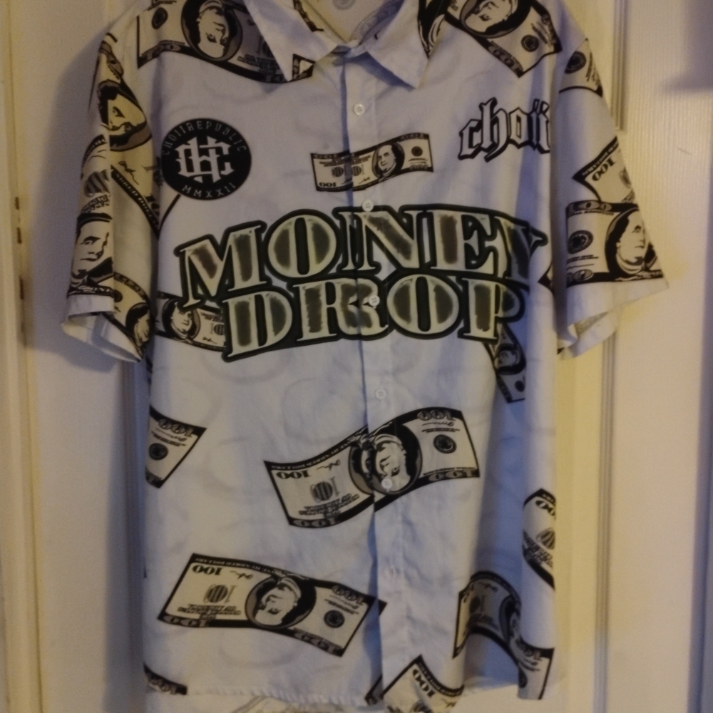 Stylish Money Drop Graphic Men's Shirt
